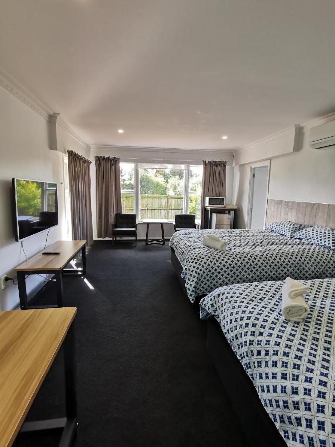 Holiday Room In Chartwell Хамилтън Екстериор снимка